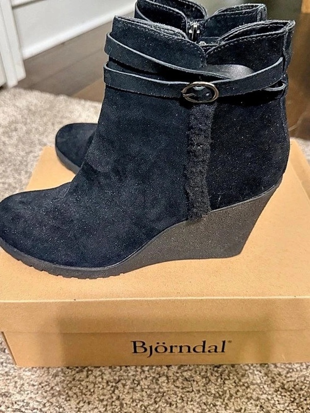 Bjørndal Black Wedge Ankle Boots US 8 Like New